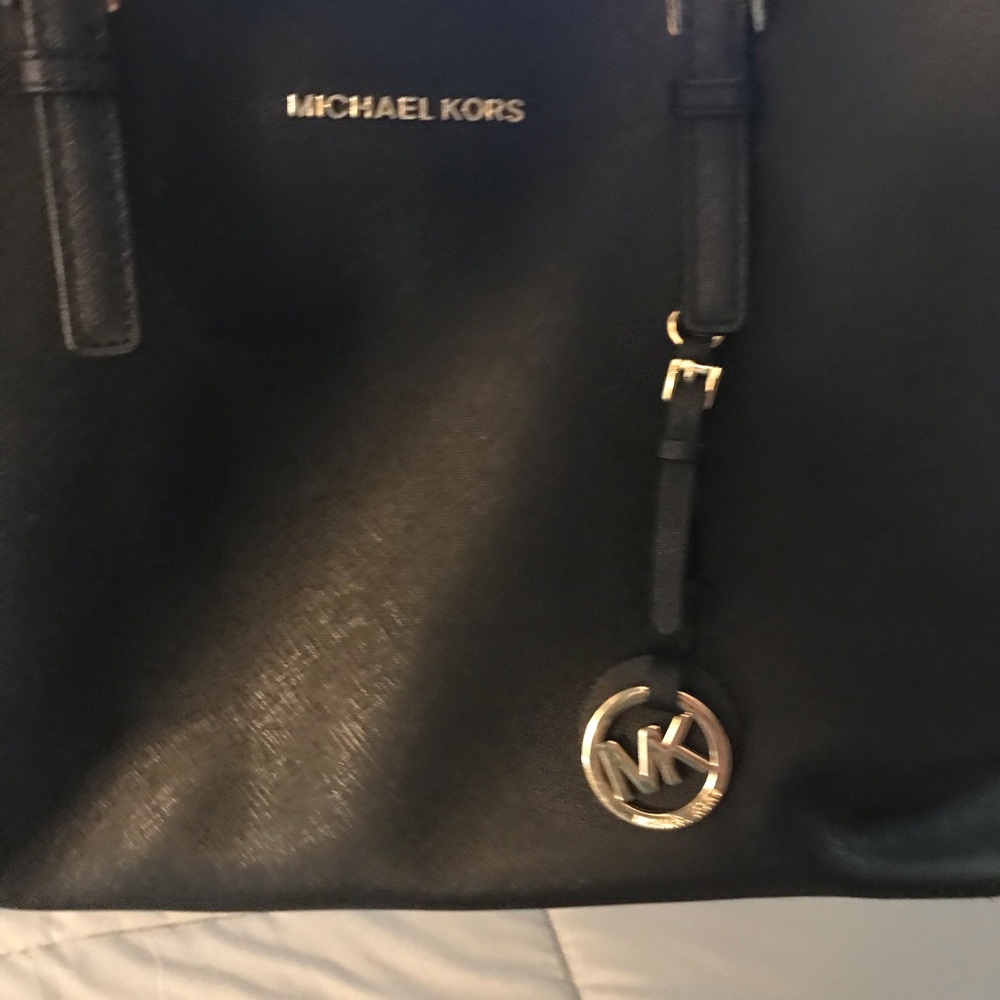 MK tote